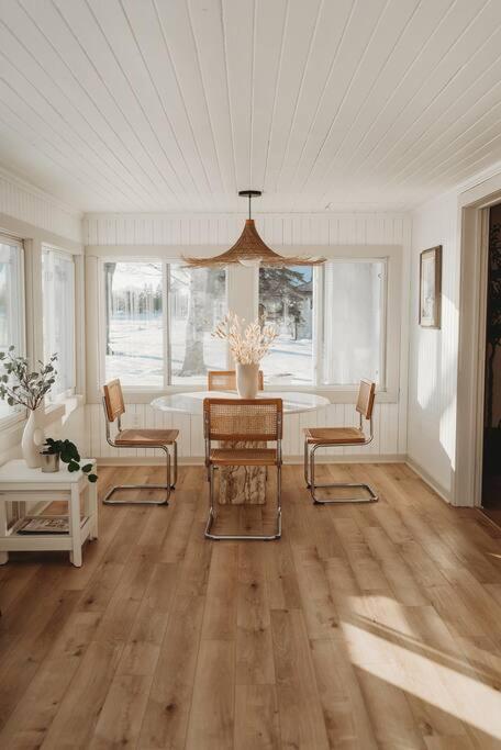 Beach House In Niagara Wainfleet Exterior foto
